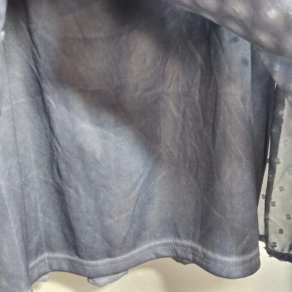 Indigo Thread Co. Woven Long Sleeve Smocked Yoke Swiss Dot Top W/ Tank Size XL - Picture 5 of 8